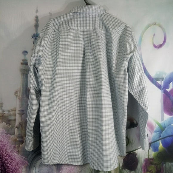 🌺 - L.l bean checkered button down shirt - Picture 4 of 4